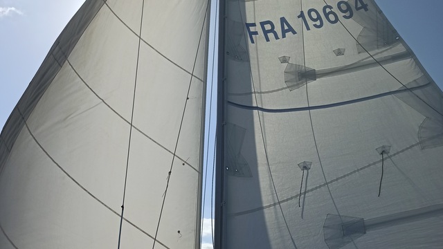 Recherche Génois d'occasion pour First 30