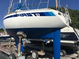 Voilier de croisière prêt à naviguer