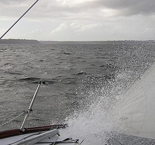 Vagues d'etrave