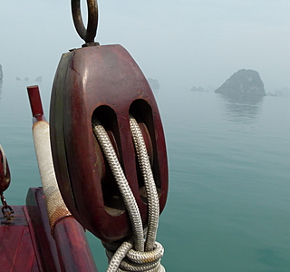 Voiles, coques, ponts et apparaux de vieux gréements 
